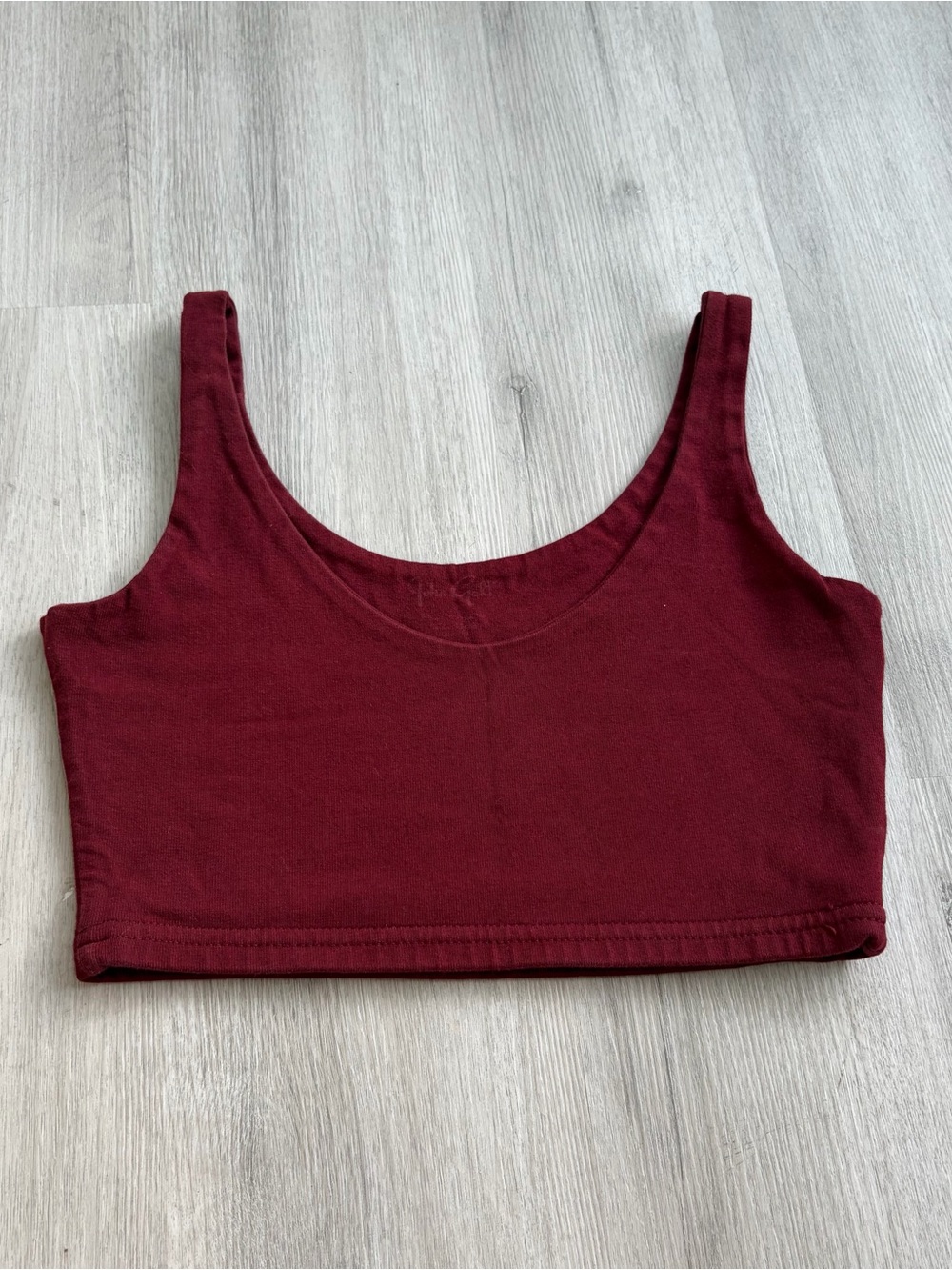 Brandy Melville John Galt Burgundy Scoop Crop Tank Small Cotton